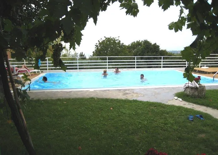 Ficur With Swimming Pool & Grill, Διαμέρισμα *