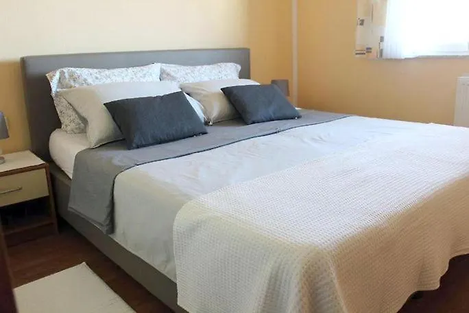 Ficur With Swimming Pool & Grill, * Πορτορόζ