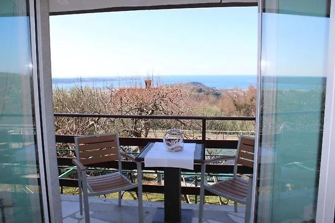 Lejlighed Ficur With Swimming Pool & Grill,